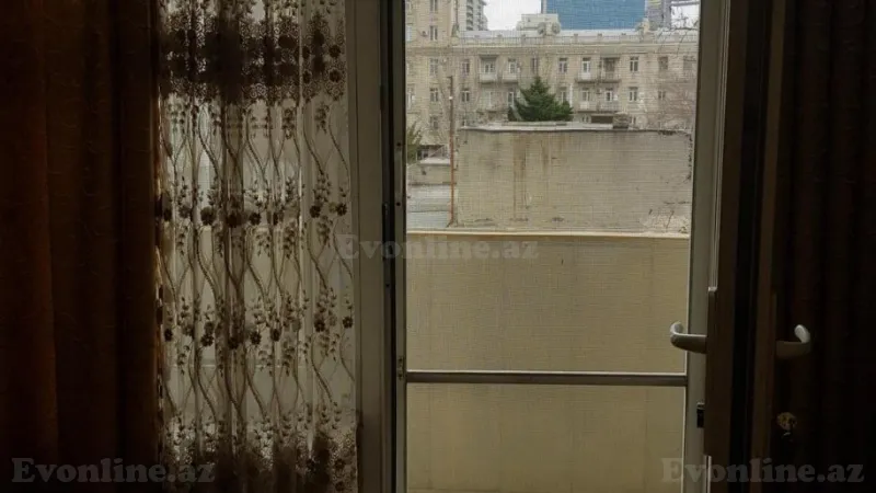 Satılır 3 otaqlı Mənzil Köhnə tikili 64 m² 28 May m. - şəkil 11