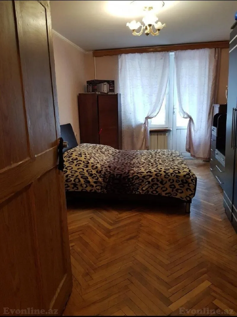 Satılır 3 otaqlı Mənzil Köhnə tikili 64 m² 28 May m. - şəkil 25