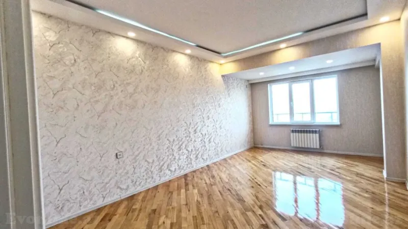 Satılır 2 otaqlı Mənzil Yeni tikili 80 m² Neftçilər m. - şəkil 2