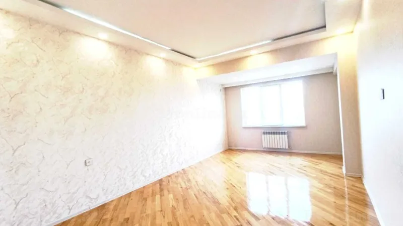 Satılır 2 otaqlı Mənzil Yeni tikili 80 m² Neftçilər m. - şəkil 3