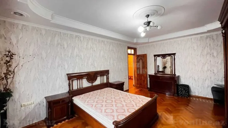 Satılır 3 otaqlı Mənzil Köhnə tikili 103 m² Elmlər Akademiyası m. - şəkil 7