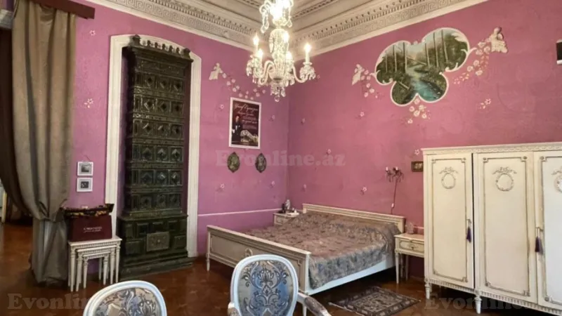 Satılır 7 otaqlı Mənzil Köhnə tikili 245 m² Sahil m. - şəkil 8