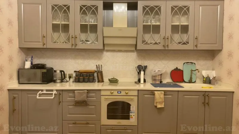 Satılır 7 otaqlı Mənzil Köhnə tikili 245 m² Sahil m. - şəkil 25