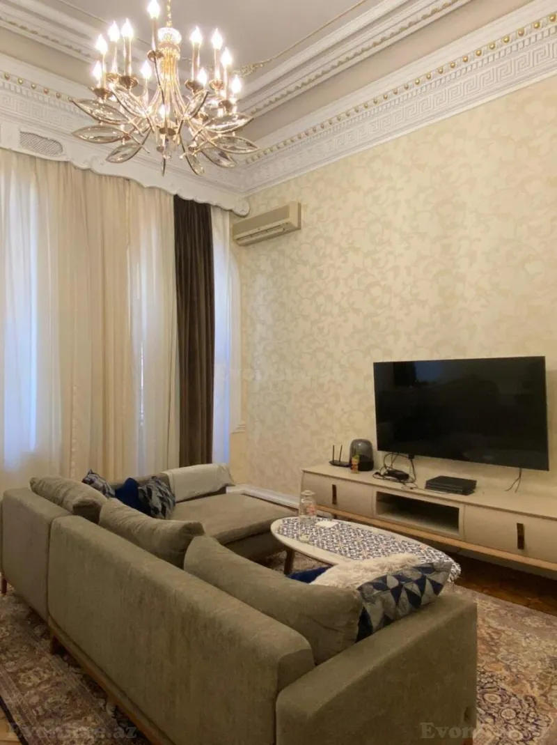 Satılır 7 otaqlı Mənzil Köhnə tikili 245 m² Sahil m. - şəkil 27