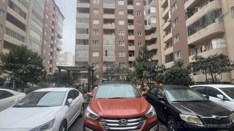 Satılır 4 otaqlı Mənzil Yeni tikili 200 m² Yasamal - şəkil 3