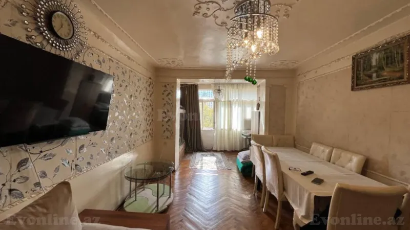 Satılır 3 otaqlı Mənzil Köhnə tikili 70 m² Nəsimi r. - şəkil 2