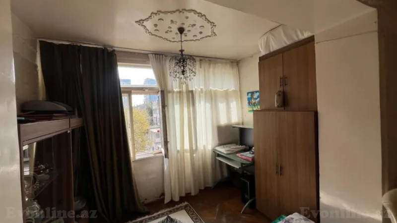 Satılır 3 otaqlı Mənzil Köhnə tikili 70 m² Nəsimi r. - şəkil 4