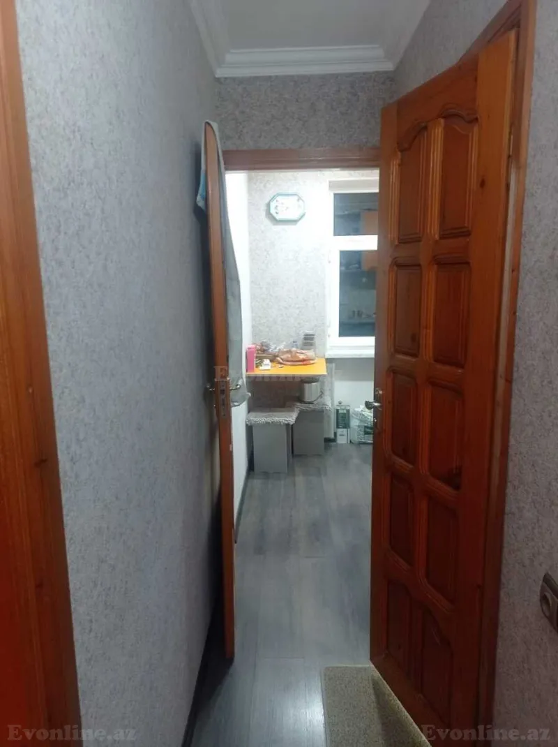 Satılır 3 otaqlı Mənzil Köhnə tikili 70 m² Neftçilər m. - şəkil 6