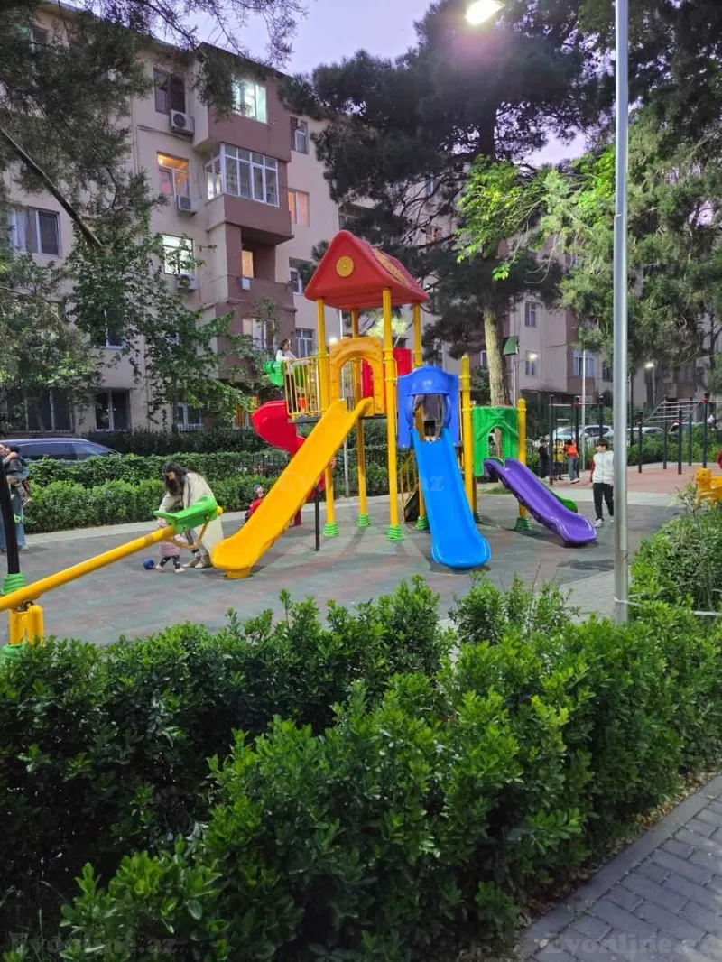 Satılır 2 otaqlı Mənzil Köhnə tikili 50 m² 7-ci mikrorayon - şəkil 12