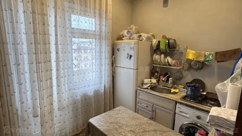 Satılır 2 otaqlı Mənzil Köhnə tikili 60 m² Massiv V - şəkil 4