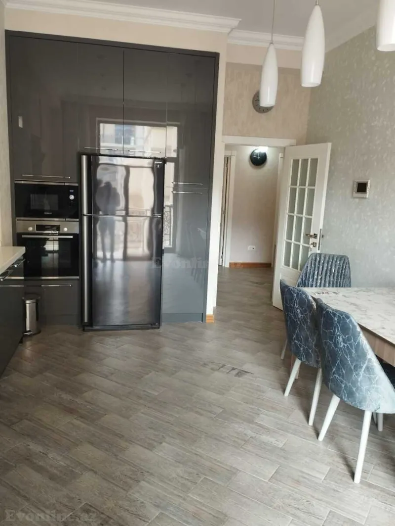 Kirayə verilir 2 otaqlı Mənzil Yeni tikili 83 m² Xətai r. - şəkil 2