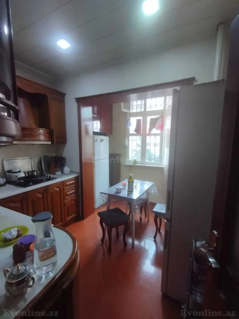 Satılır 4 otaqlı Mənzil Köhnə tikili 110 m² Yeni Yasamal - şəkil 16