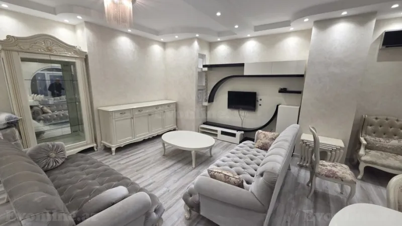 Kirayə verilir 4 otaqlı Mənzil Yeni tikili 140 m² Nərimanov r. - şəkil 9