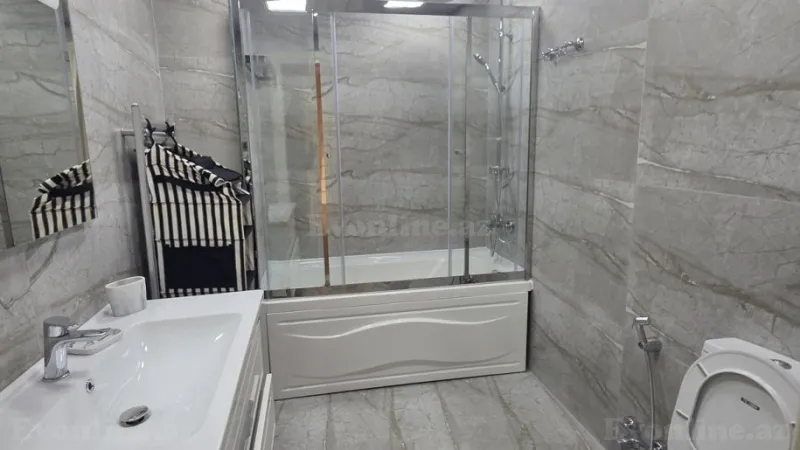 Kirayə verilir 4 otaqlı Mənzil Yeni tikili 140 m² Nərimanov r. - şəkil 16