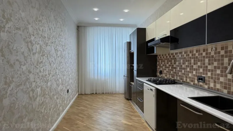 Satılır 3 otaqlı Mənzil Yeni tikili 120 m² 2-ci mikrorayon - şəkil 12