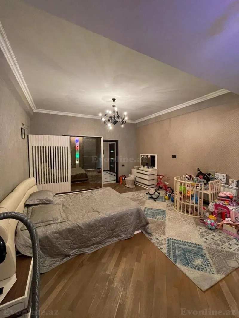 Satılır 4 otaqlı Mənzil Yeni tikili 230 m² İnşaatçılar m. - şəkil 5