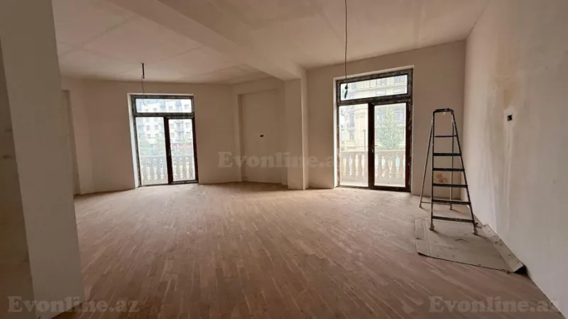 Satılır 3 otaqlı Mənzil Yeni tikili 130 m² Xətai r. - şəkil 4