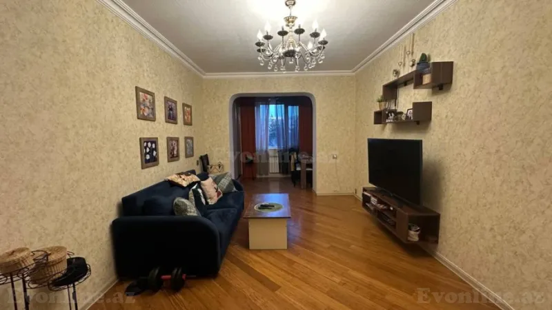 Satılır 3 otaqlı Mənzil Köhnə tikili 75 m² Yasamal - şəkil 2