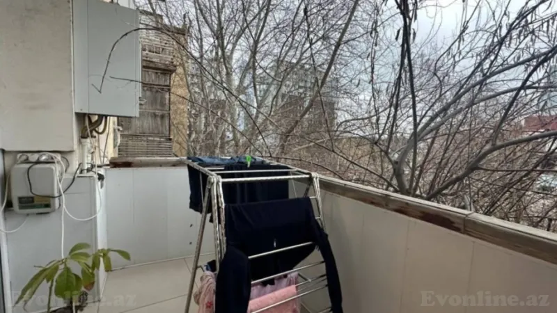 Satılır 3 otaqlı Mənzil Köhnə tikili 75 m² Yasamal - şəkil 13