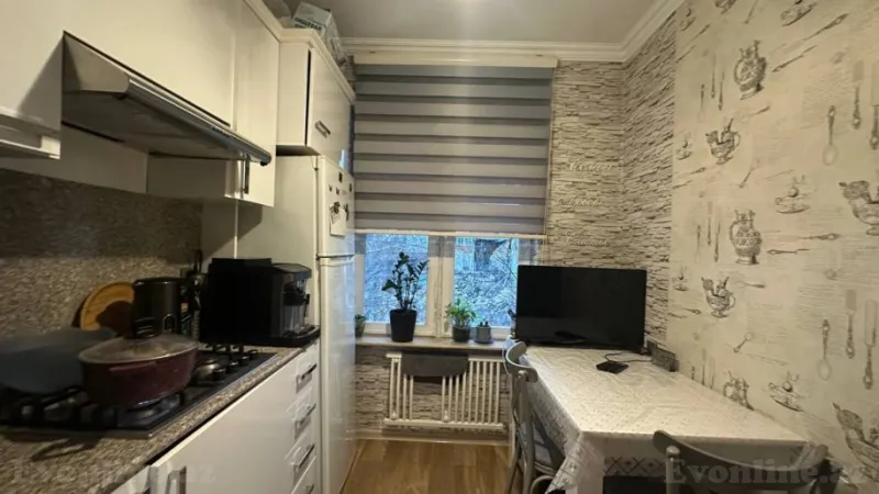 Satılır 3 otaqlı Mənzil Köhnə tikili 75 m² Yasamal - şəkil 16