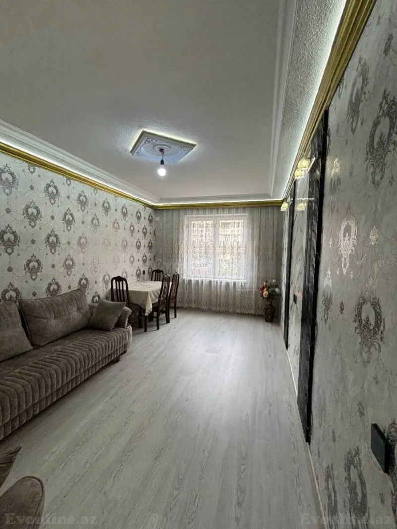 Satılır 2 otaqlı Mənzil Köhnə tikili 60 m² Əhmədli m.