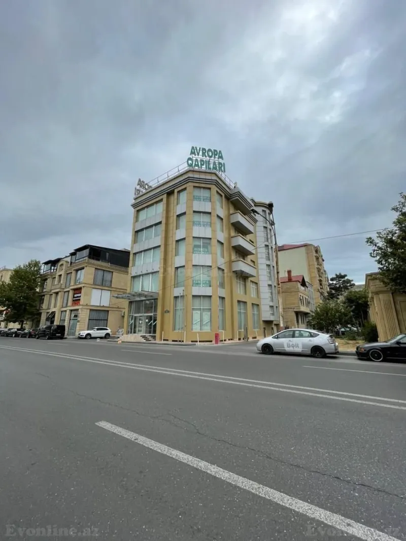 Kirayə verilir Obyekt 2200 m² Nərimanov r.