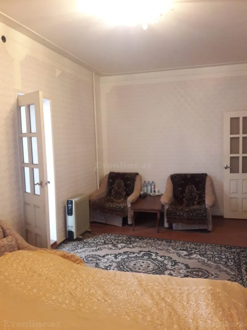 Satılır 1 otaqlı Mənzil Köhnə tikili 45 m² Yeni Yasamal - şəkil 2