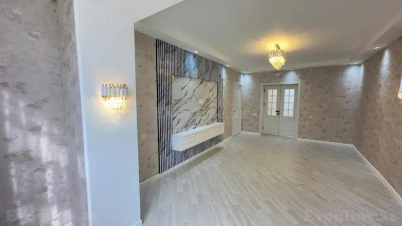 Satılır 4 otaqlı Mənzil Köhnə tikili 110 m² Xalqlar Dostluğu m. - şəkil 5