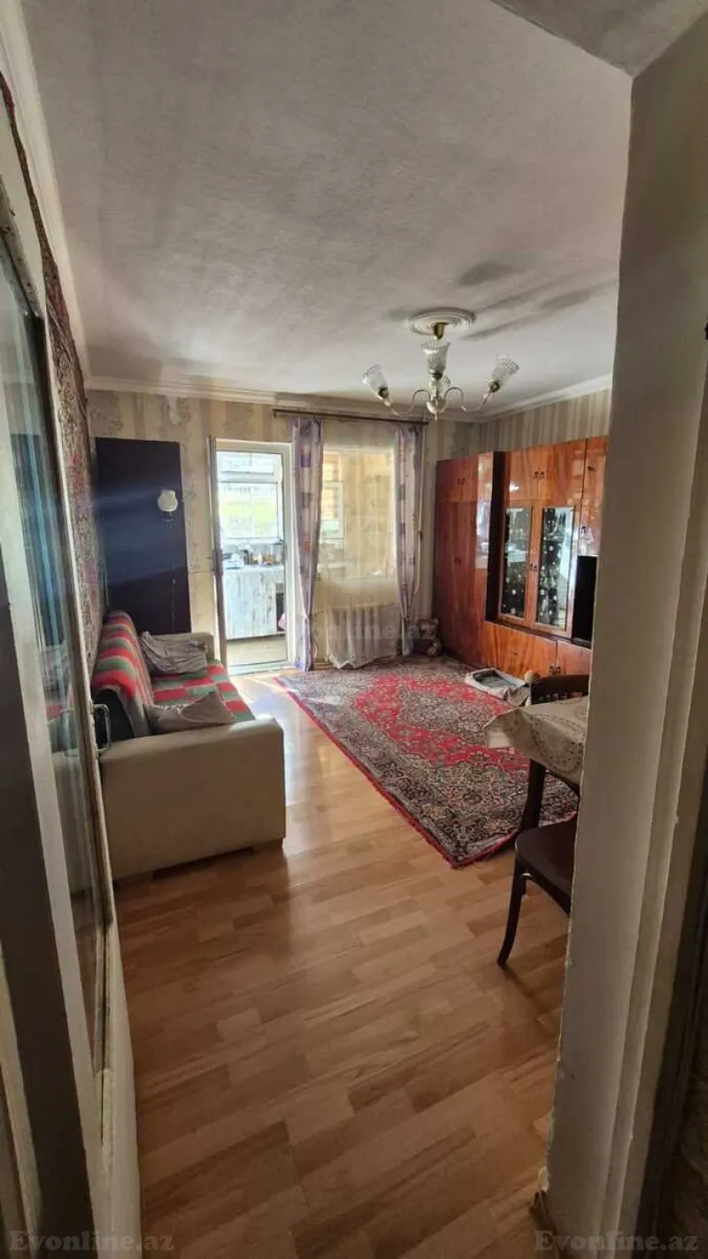 Satılır 3 otaqlı Mənzil Köhnə tikili 55 m² Badamdar