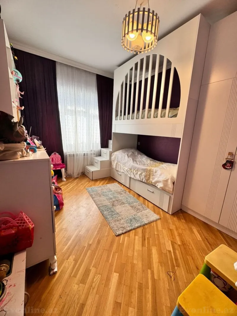 Satılır 4 otaqlı Mənzil Köhnə tikili 110 m² Xalqlar Dostluğu m. - şəkil 8