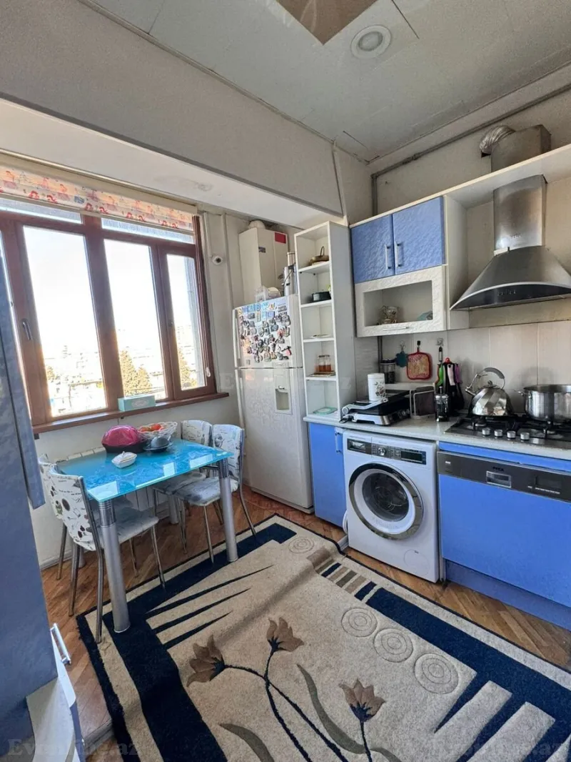 Satılır 4 otaqlı Mənzil Köhnə tikili 110 m² Xalqlar Dostluğu m. - şəkil 10