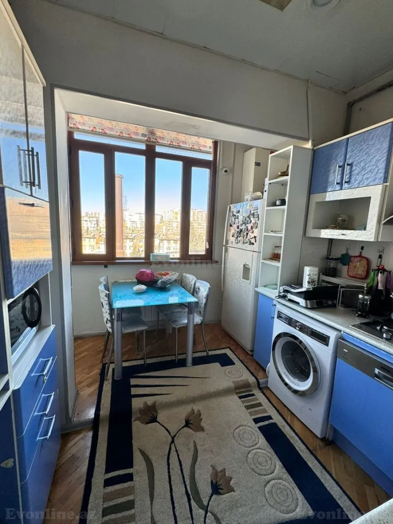 Satılır 4 otaqlı Mənzil Köhnə tikili 110 m² Xalqlar Dostluğu m. - şəkil 11