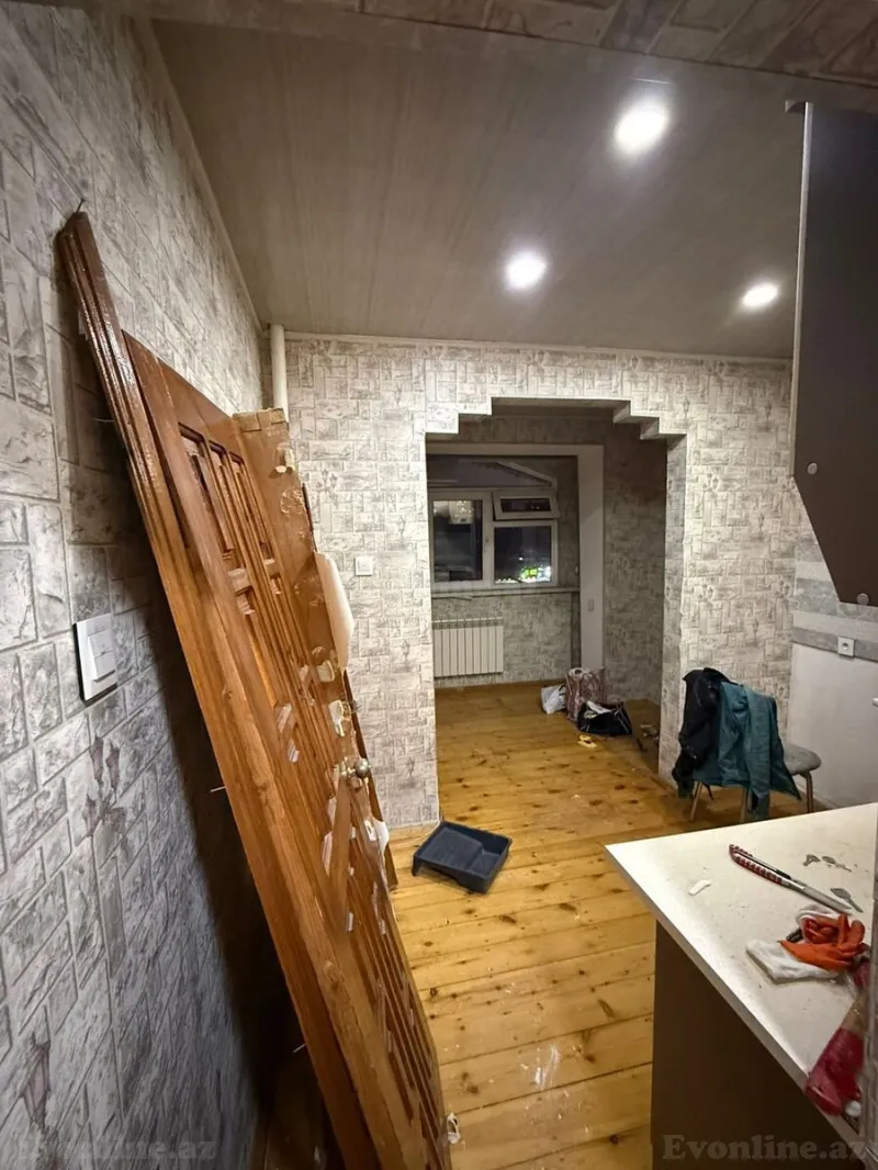 Satılır 2 otaqlı Mənzil Köhnə tikili 60 m² Suraxanı r. - şəkil 3