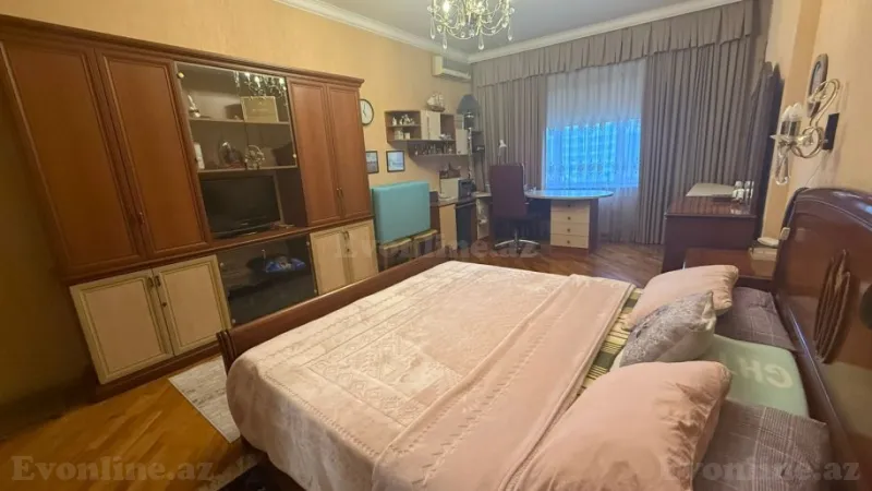 Kirayə verilir 4 otaqlı Mənzil Yeni tikili 200 m² Nizami m. - şəkil 7