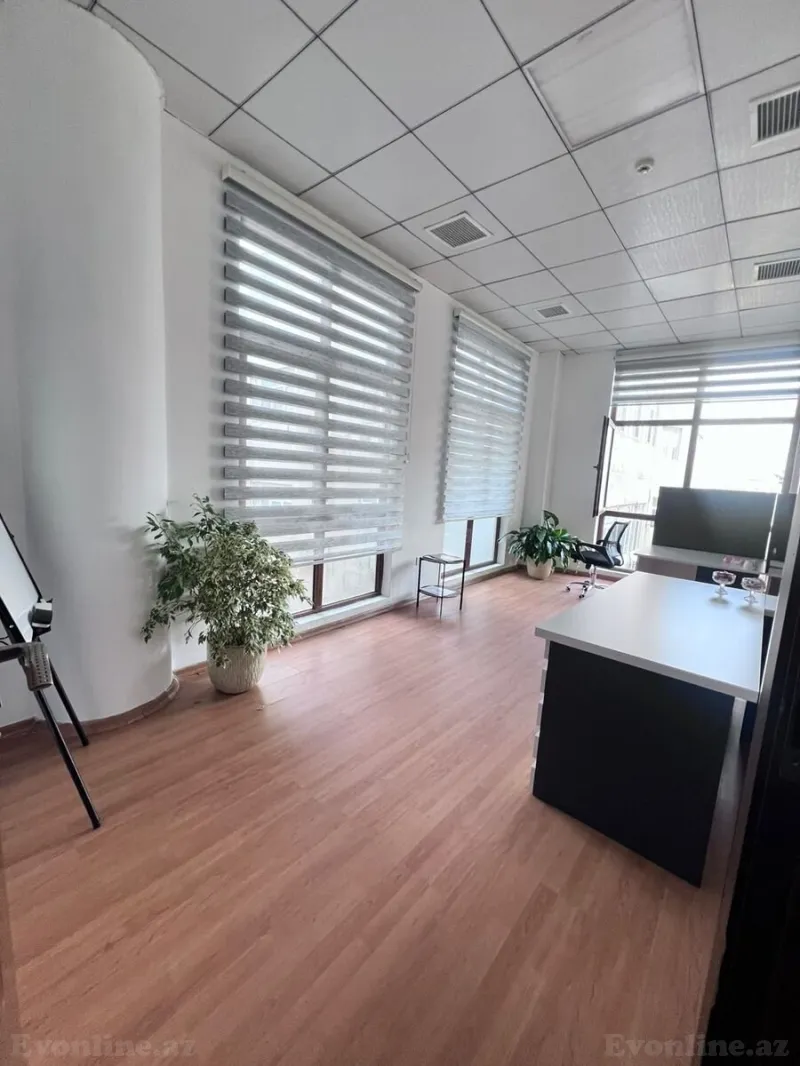 Kirayə verilir Ofis 134 m² Nizami m. - şəkil 3