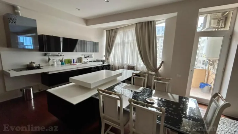 Kirayə verilir 3 otaqlı Mənzil Yeni tikili 170 m² 28 May m. - şəkil 3