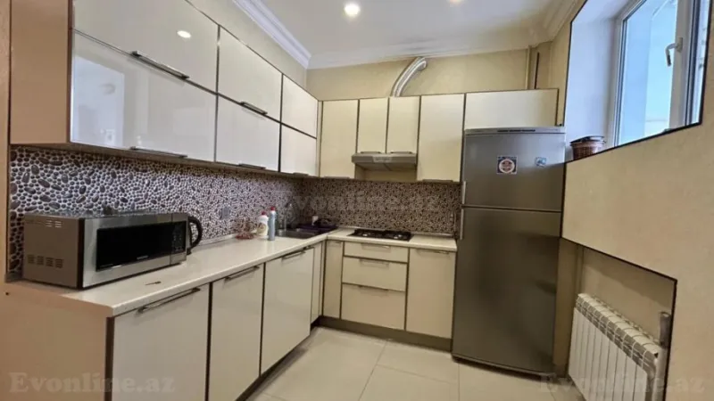 Kirayə verilir 2 otaqlı Mənzil Yeni tikili 70 m² Sahil m. - şəkil 6