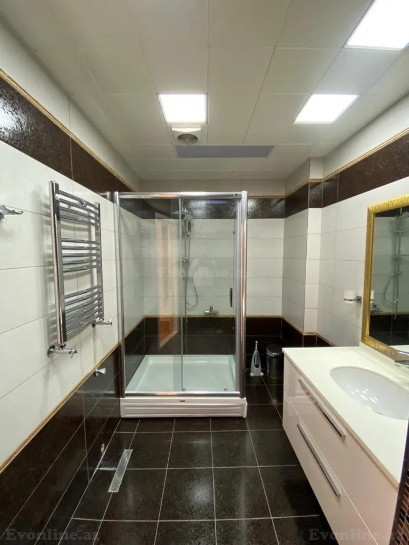 Satılır 4 otaqlı Mənzil Yeni tikili 175 m² Elmlər Akademiyası m. - şəkil 22