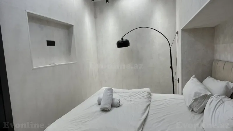 Satılır 3 otaqlı Mənzil Köhnə tikili 60 m² Sahil m. - şəkil 4