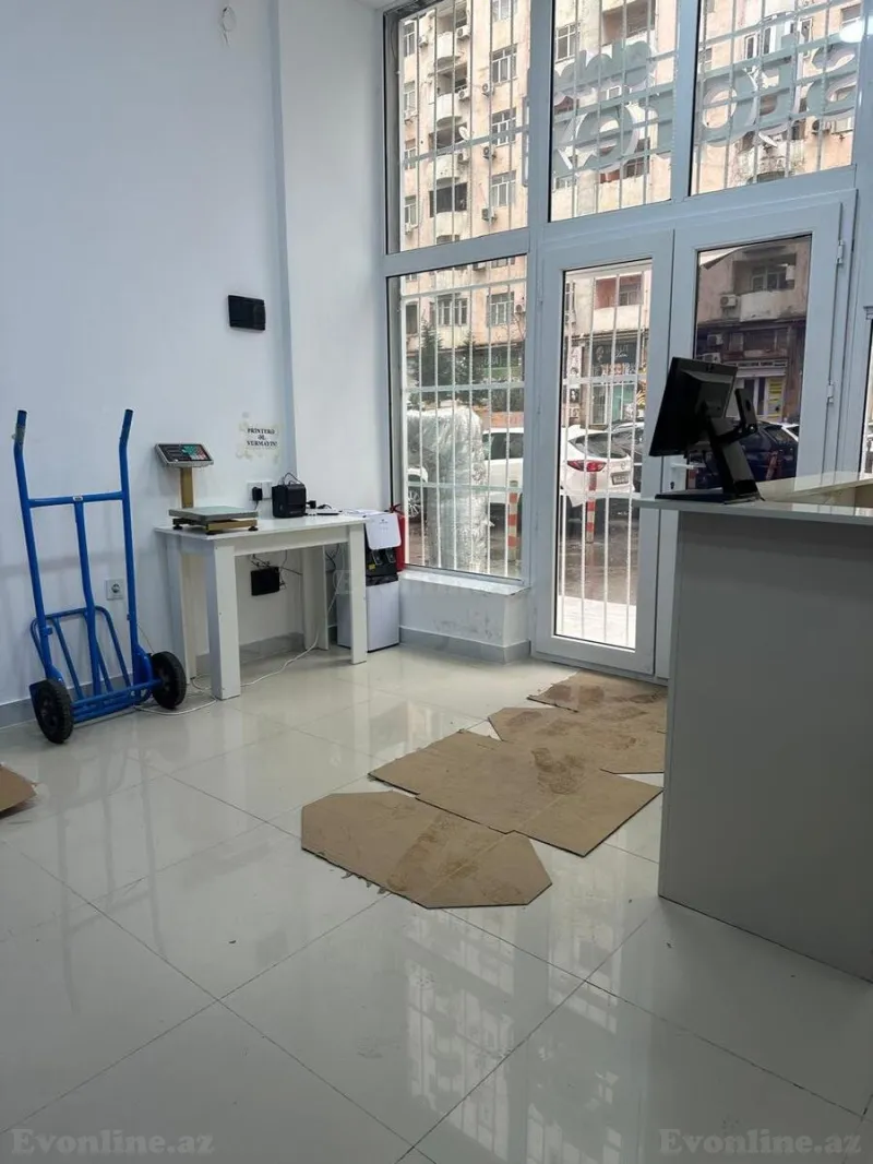 Satılır Obyekt 47 m² Həzi Aslanov m.