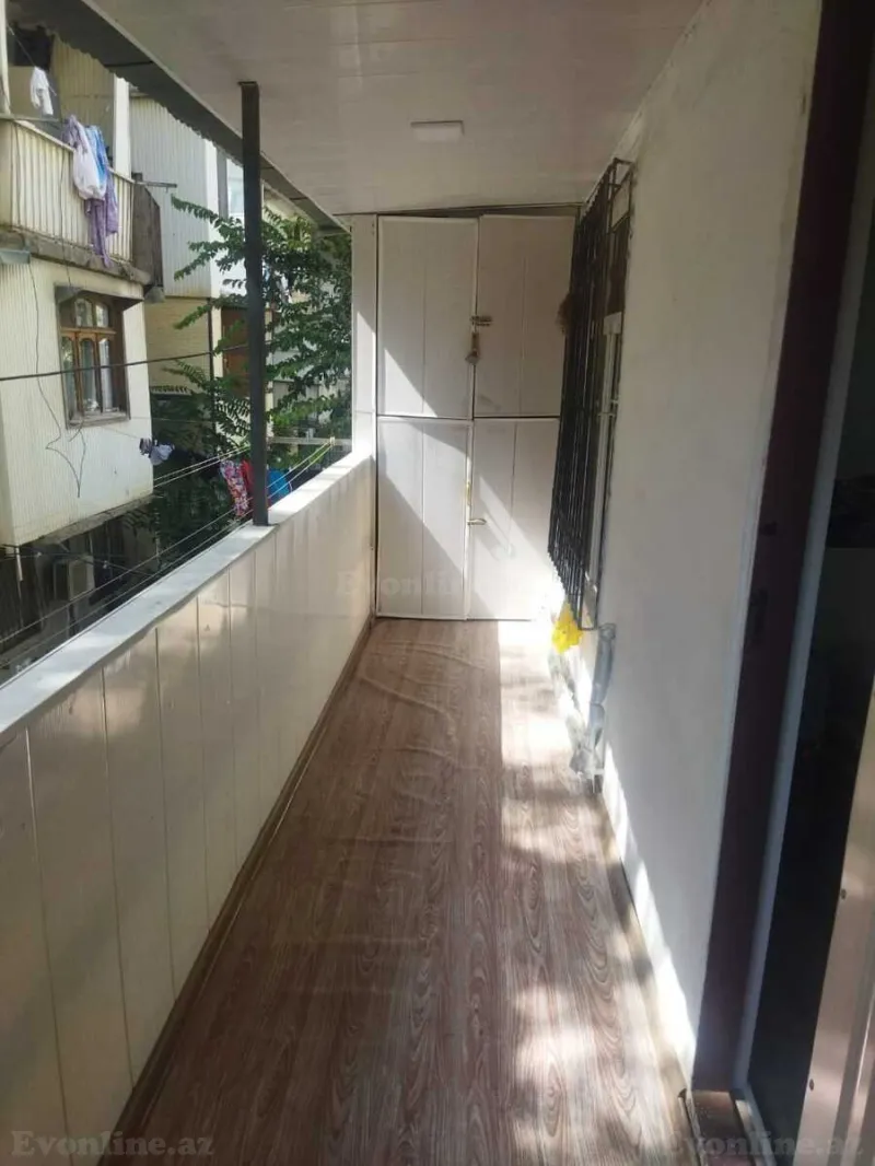 Kirayə verilir 2 otaqlı Mənzil Köhnə tikili 70 m² İnşaatçılar m. - şəkil 16