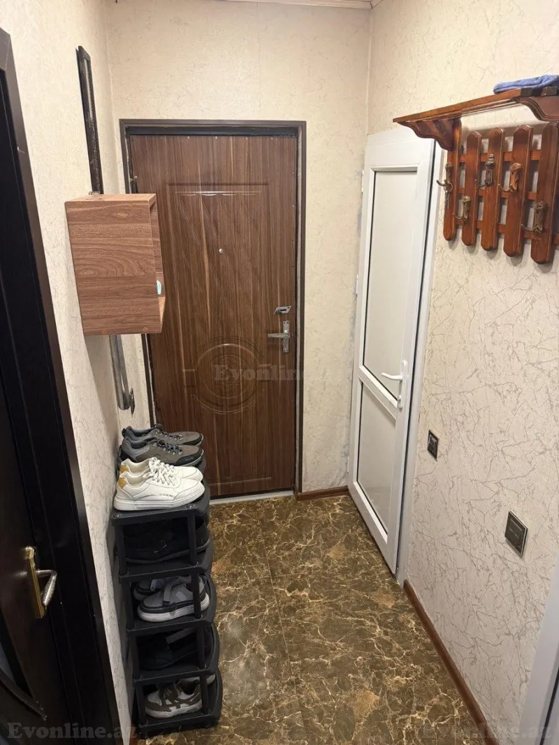 Satılır 3 otaqlı Mənzil Köhnə tikili 70 m² İnşaatçılar m. - şəkil 11