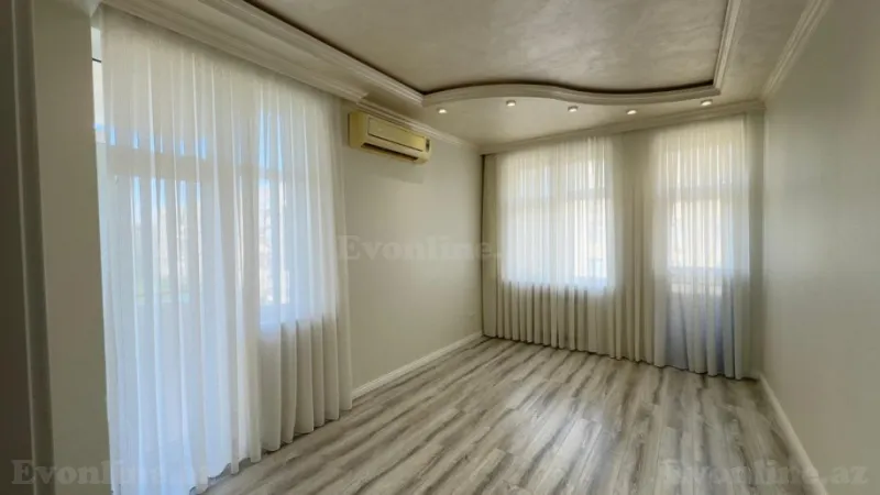 Satılır 4 otaqlı Mənzil Yeni tikili 145 m² Həzi Aslanov m. - şəkil 6