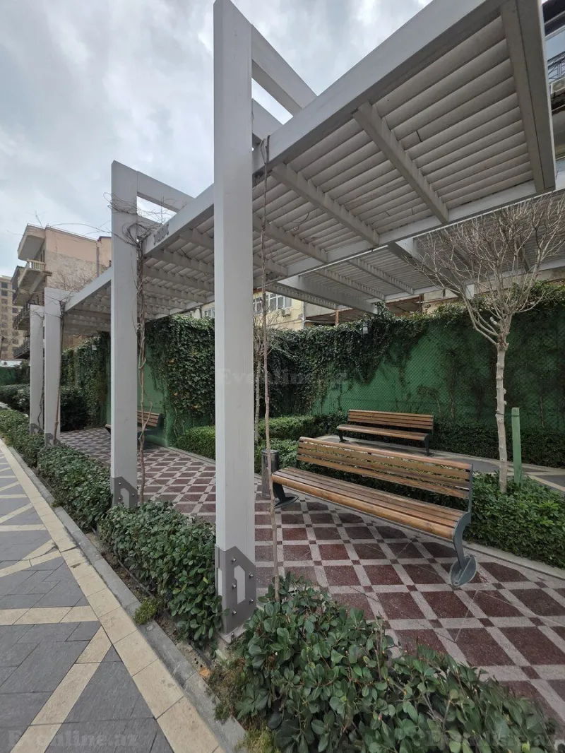 Satılır 4 otaqlı Mənzil Yeni tikili 211.4 m² Səbail r. - şəkil 6