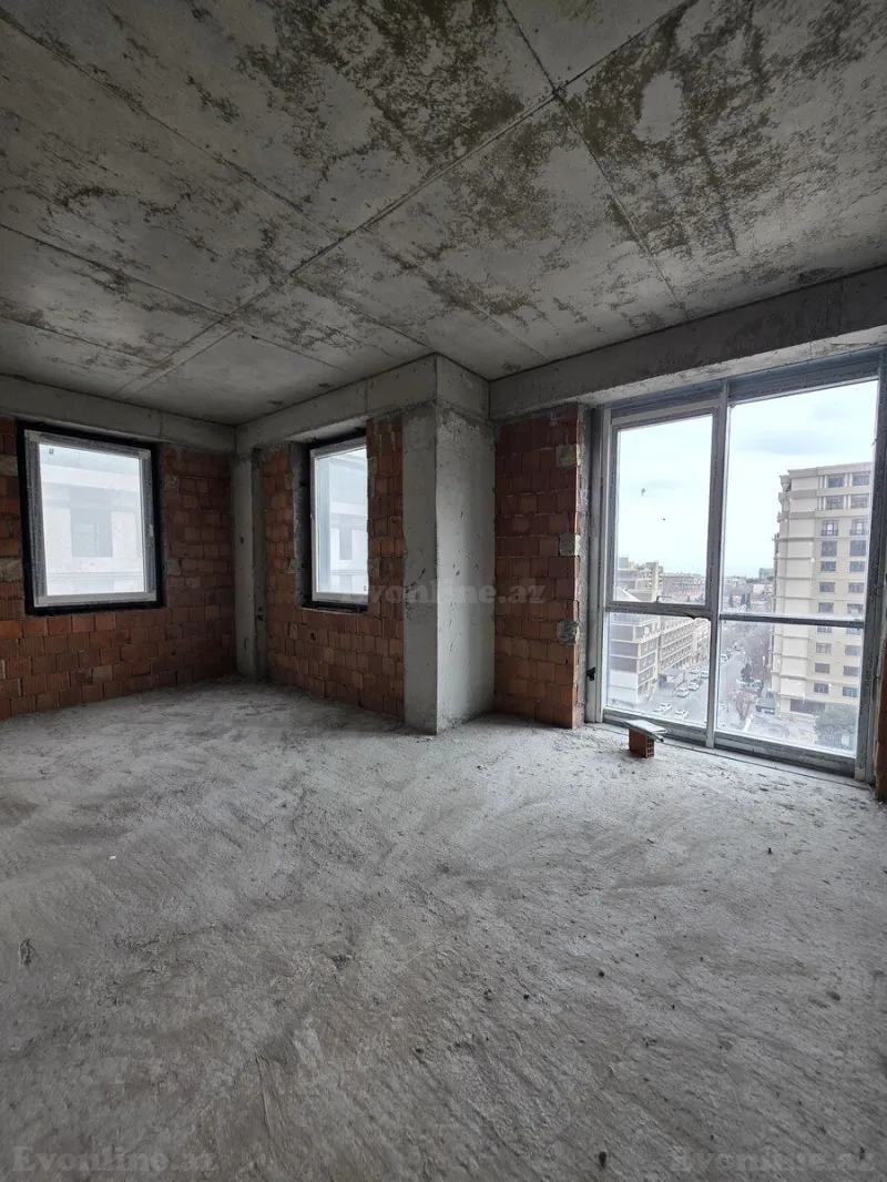 Satılır 4 otaqlı Mənzil Yeni tikili 211.4 m² Səbail r. - şəkil 8