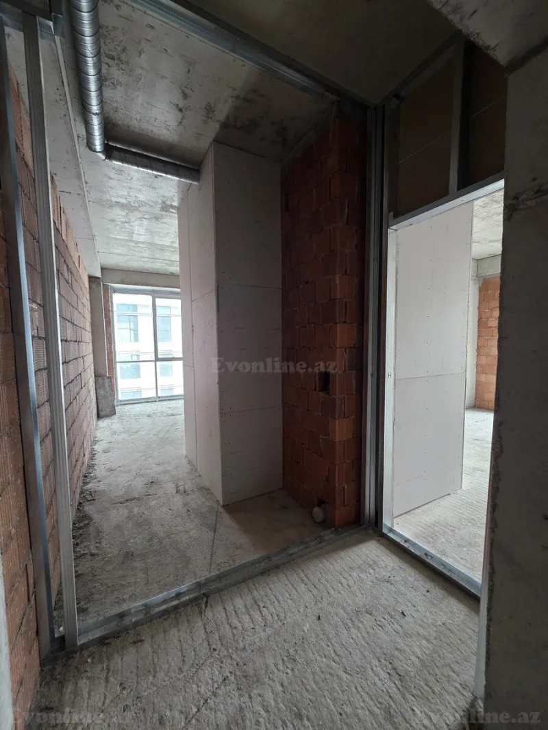 Satılır 4 otaqlı Mənzil Yeni tikili 211.4 m² Səbail r. - şəkil 13