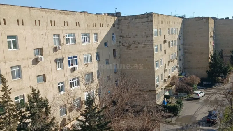 Satılır 3 otaqlı Mənzil Köhnə tikili 70 m² Suraxanı r.