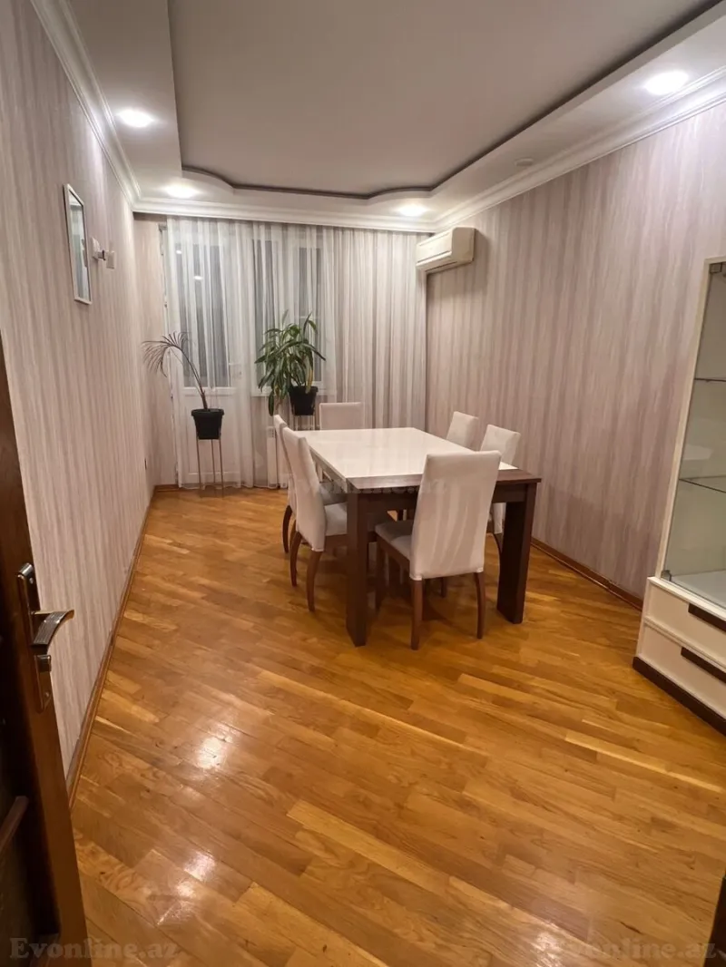 Kirayə verilir 3 otaqlı Mənzil Yeni tikili 132 m² Nəriman Nərimanov m.