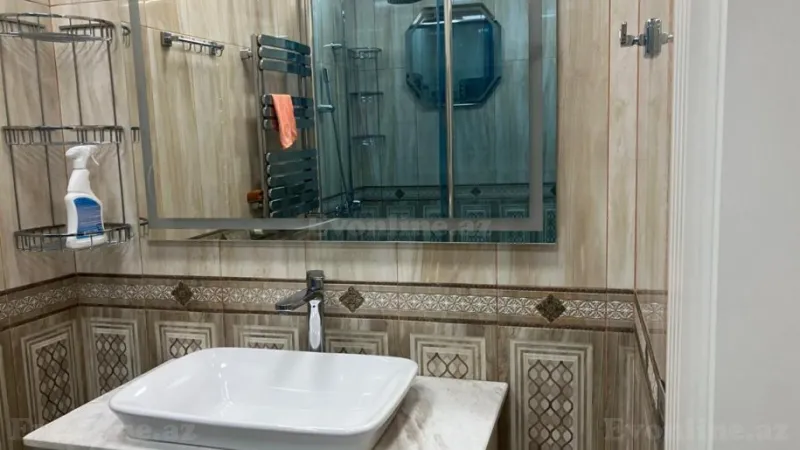 Satılır 3 otaqlı Mənzil Yeni tikili 137.5 m² Neftçilər m. - şəkil 12