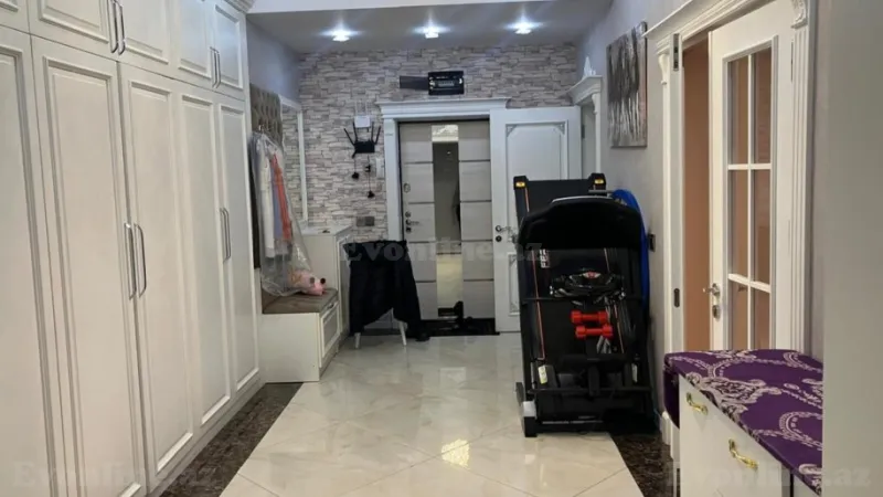 Satılır 3 otaqlı Mənzil Yeni tikili 137.5 m² Neftçilər m. - şəkil 16